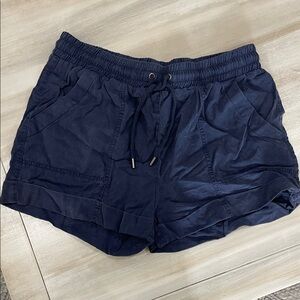 Universal Thread Dark Blue Women's Athletic Shorts